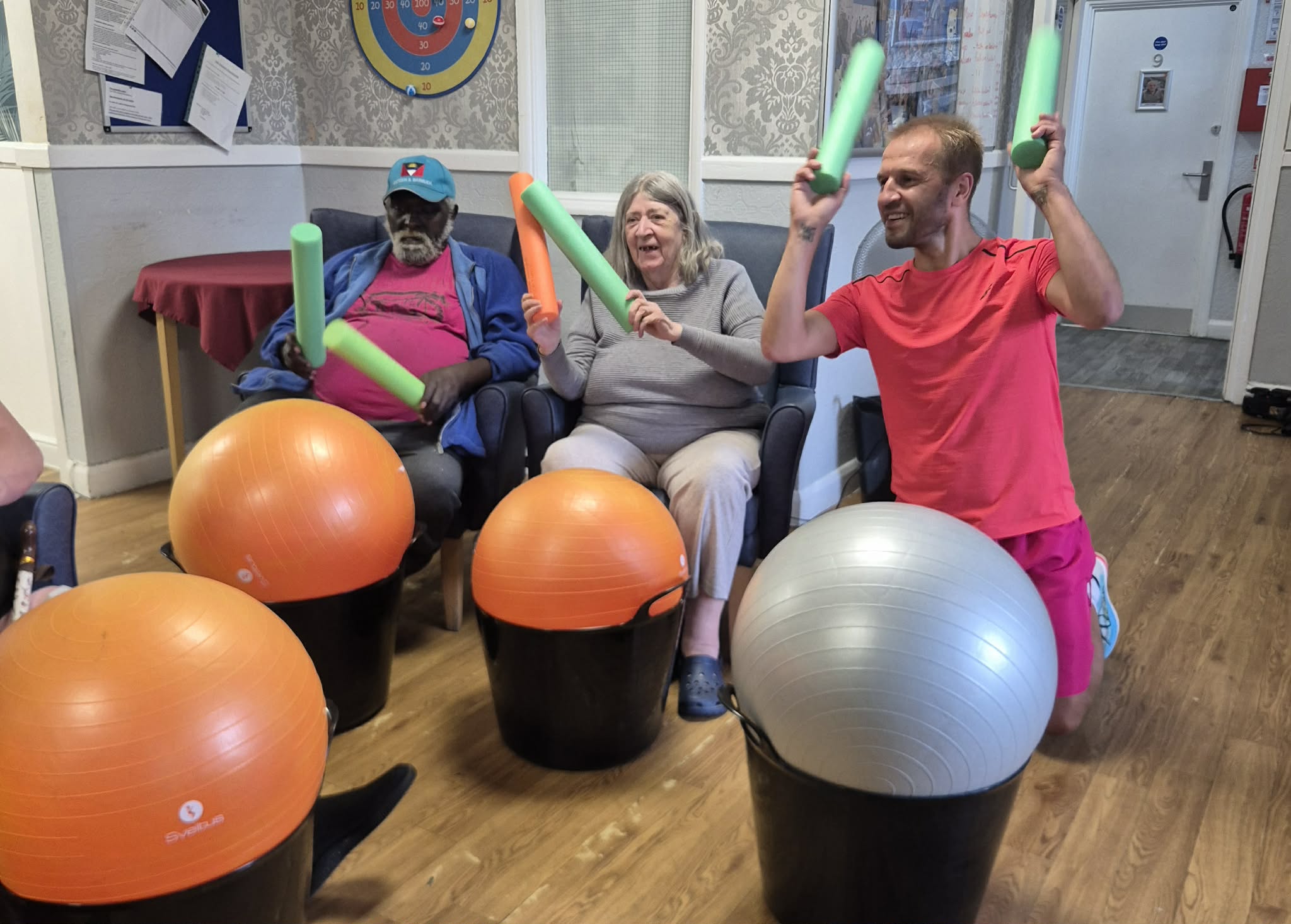 Podaj Dalej activities in care homes