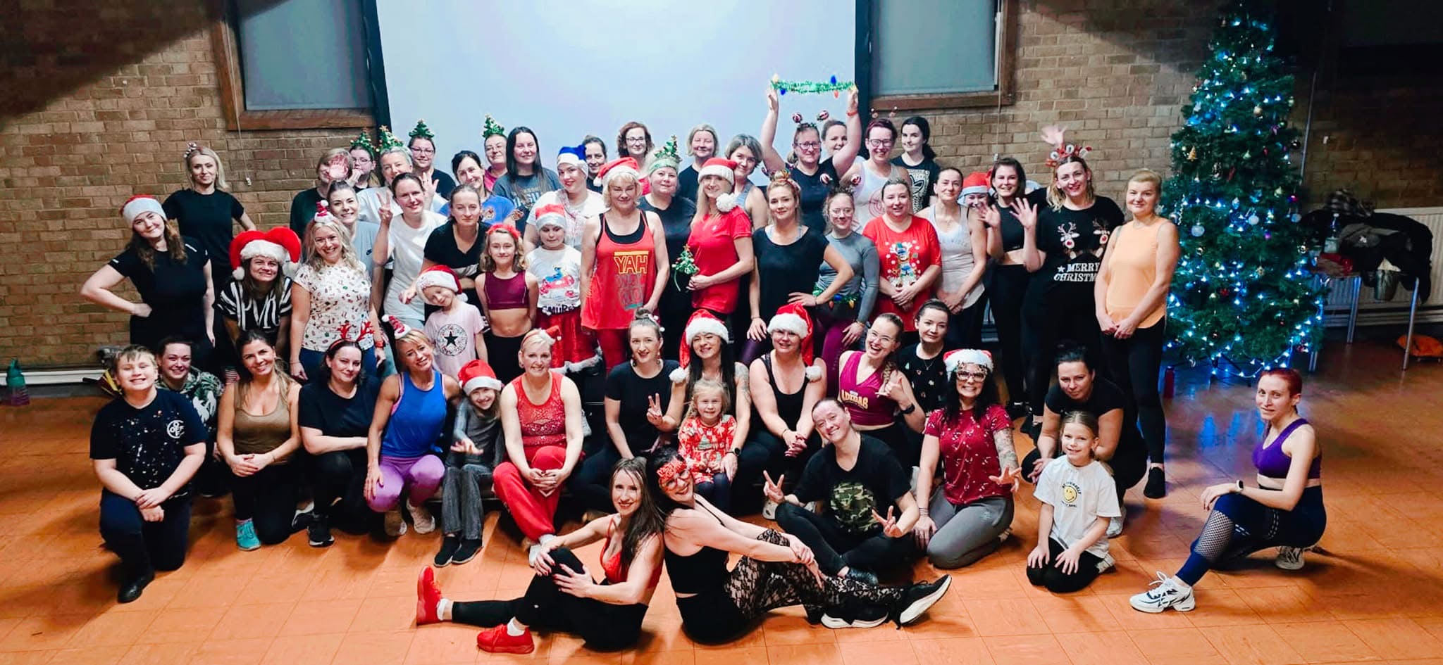 Podaj Dalej Christmas Zumba community event